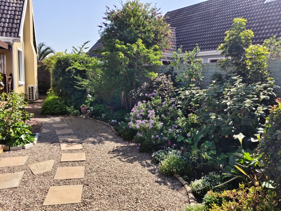 3 Bedroom Property for Sale in The Island Western Cape